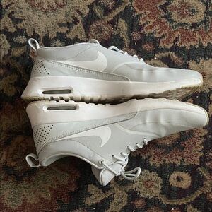 Nike Women’s Air Max Thea Light Gray Running Sneakers